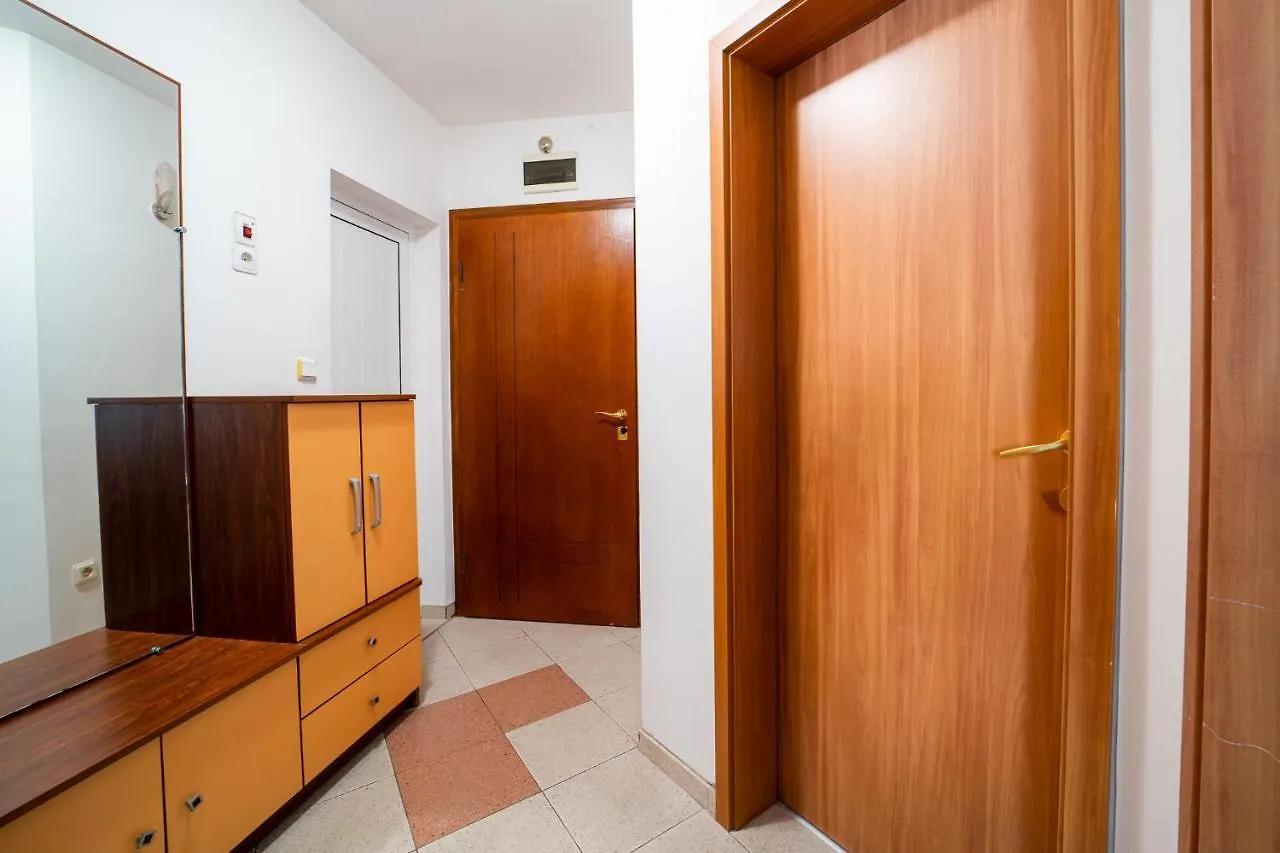 Varna Central Apartment & Studio