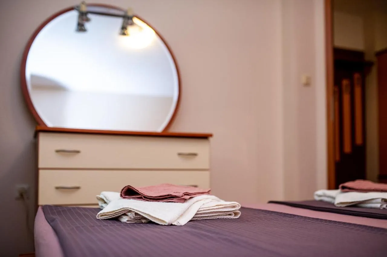 Varna Central Apartment & Studio