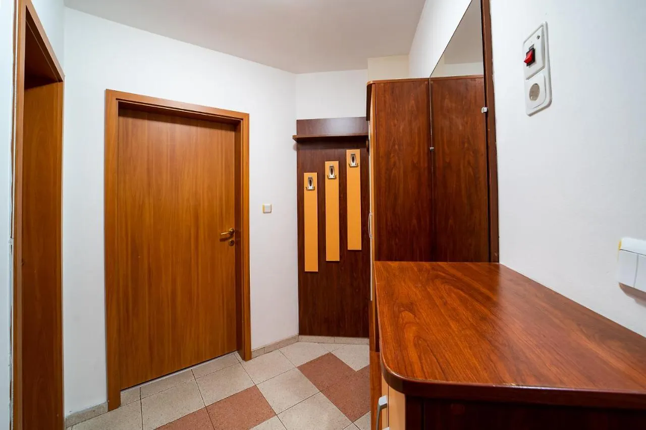 Varna Central Apartment & Studio