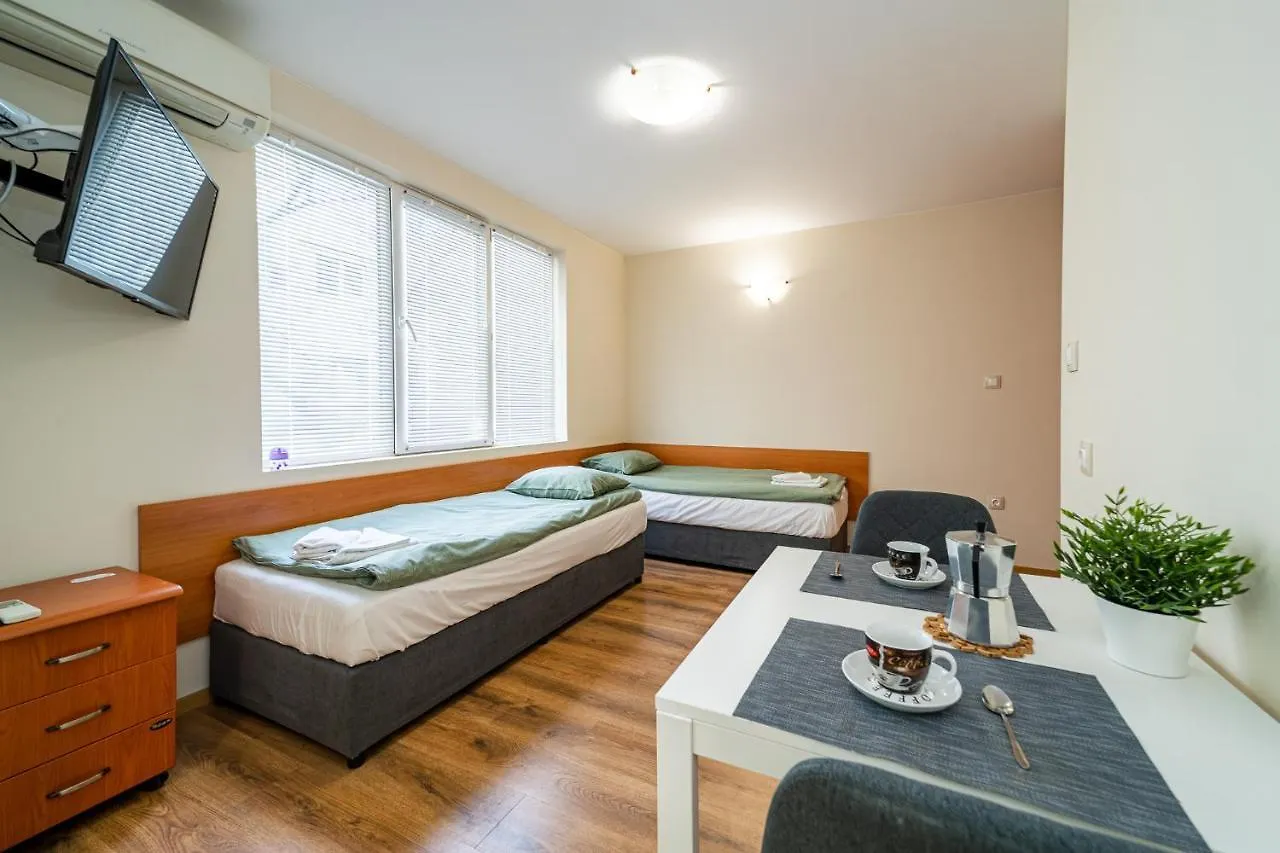 Varna Central Apartment & Studio