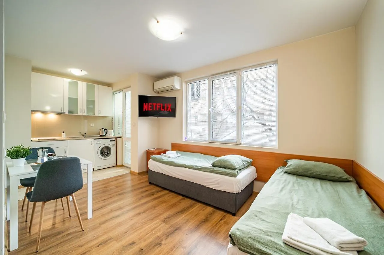 Varna Central Apartment & Studio 0*,  Bulgaria