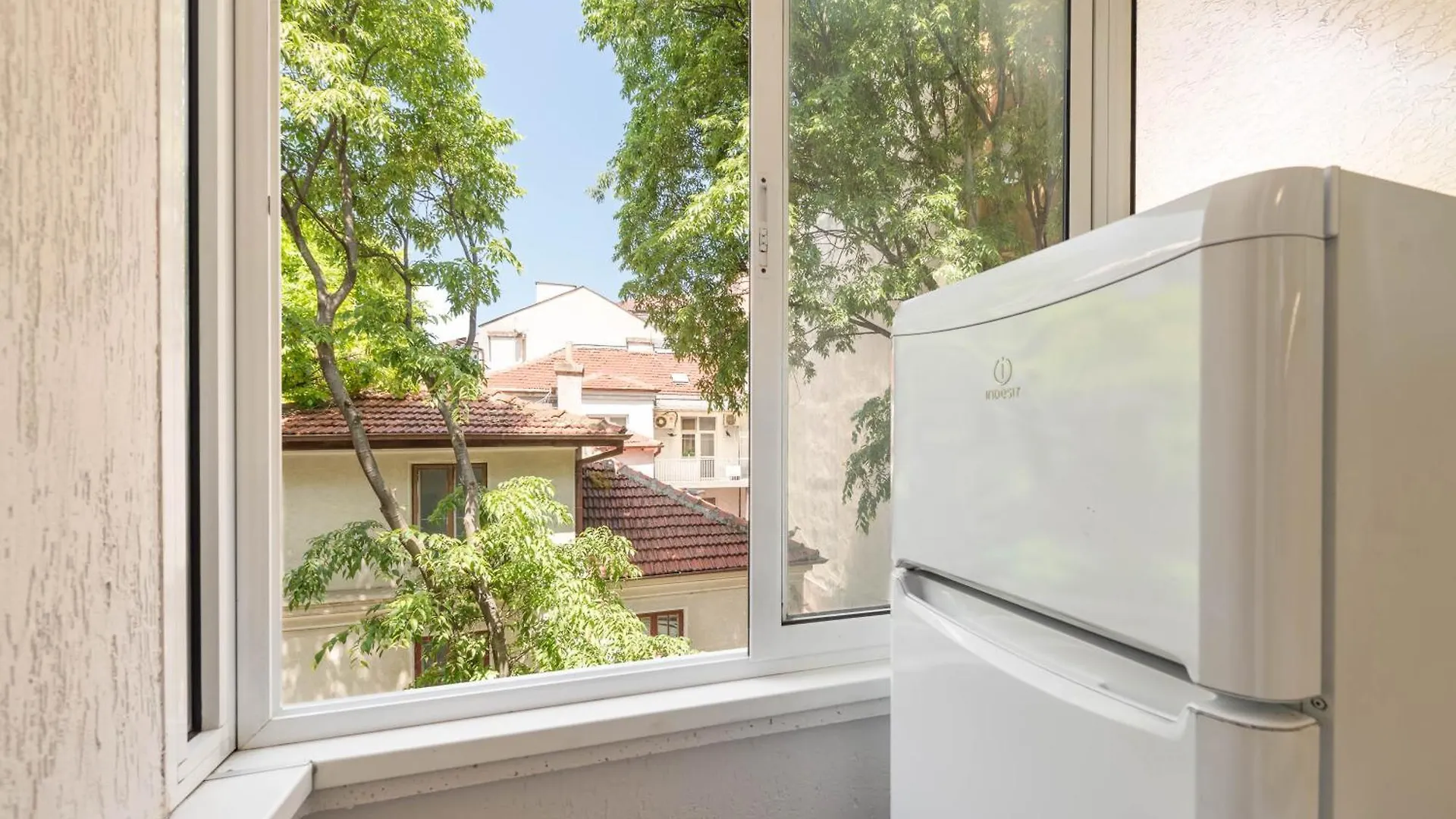 Varna Central Apartment & Studio
